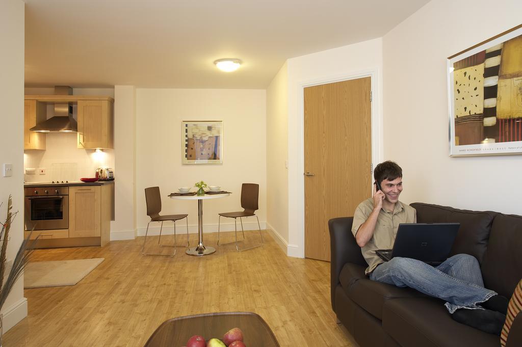 Saco Farnborough Daire Farnborough  Dış mekan fotoğraf